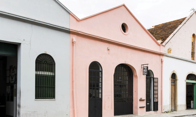 “São três cervejas  para acordar Marvila,  se faz favor!”