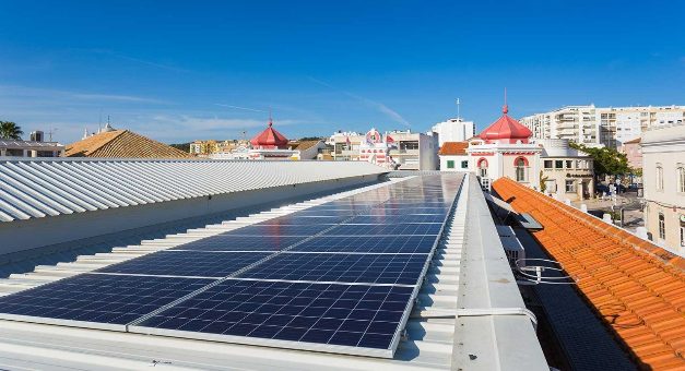Programa Loulé Solar: produção municipal de energia renovável como apoio à descarbonização