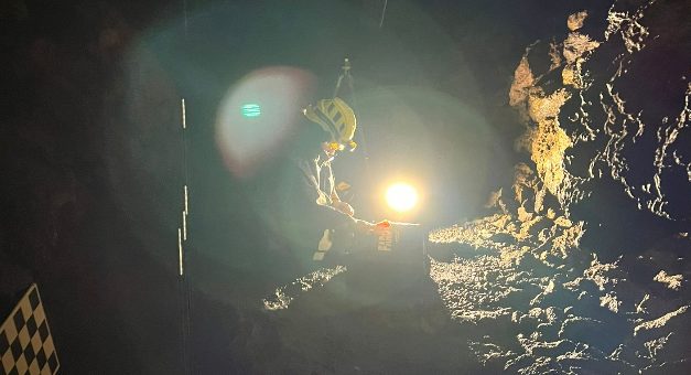 Investigadores simulam missão espacial lunar em gruta dos Açores