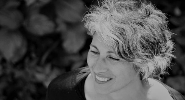 Adorava florestas e foi para o sítio do país “com menos árvores” para fazer a diferença